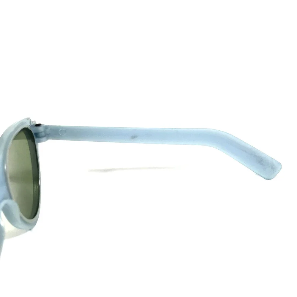 Vintage Sunglasses Shiny Sky Baby Blue Cat Eye Frames w/ Green Lenses 43-23-130